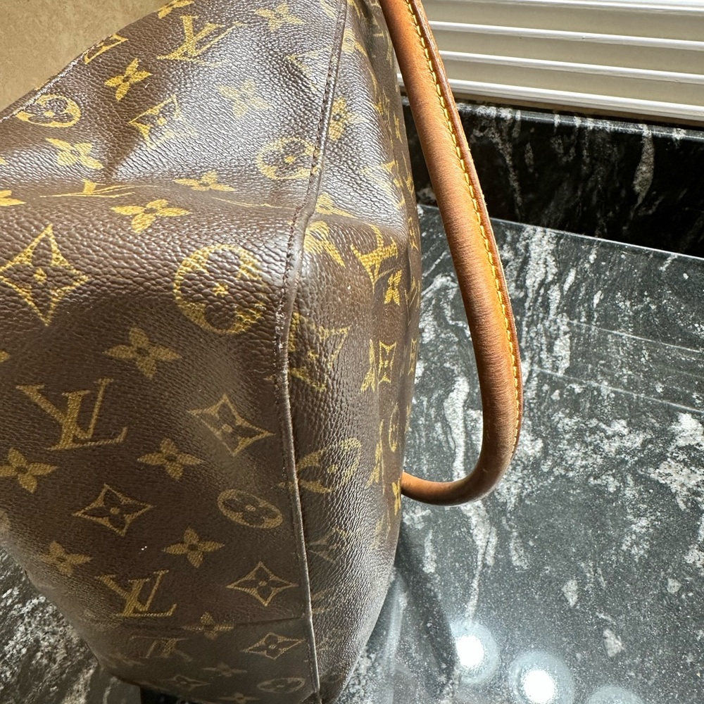 Louis Vuitton Monogram Canvas Looping GM Shoulder Bag - Picture 7 of 15